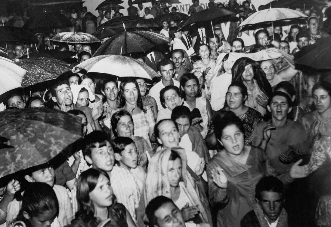 Concentração em praça pública em 1969